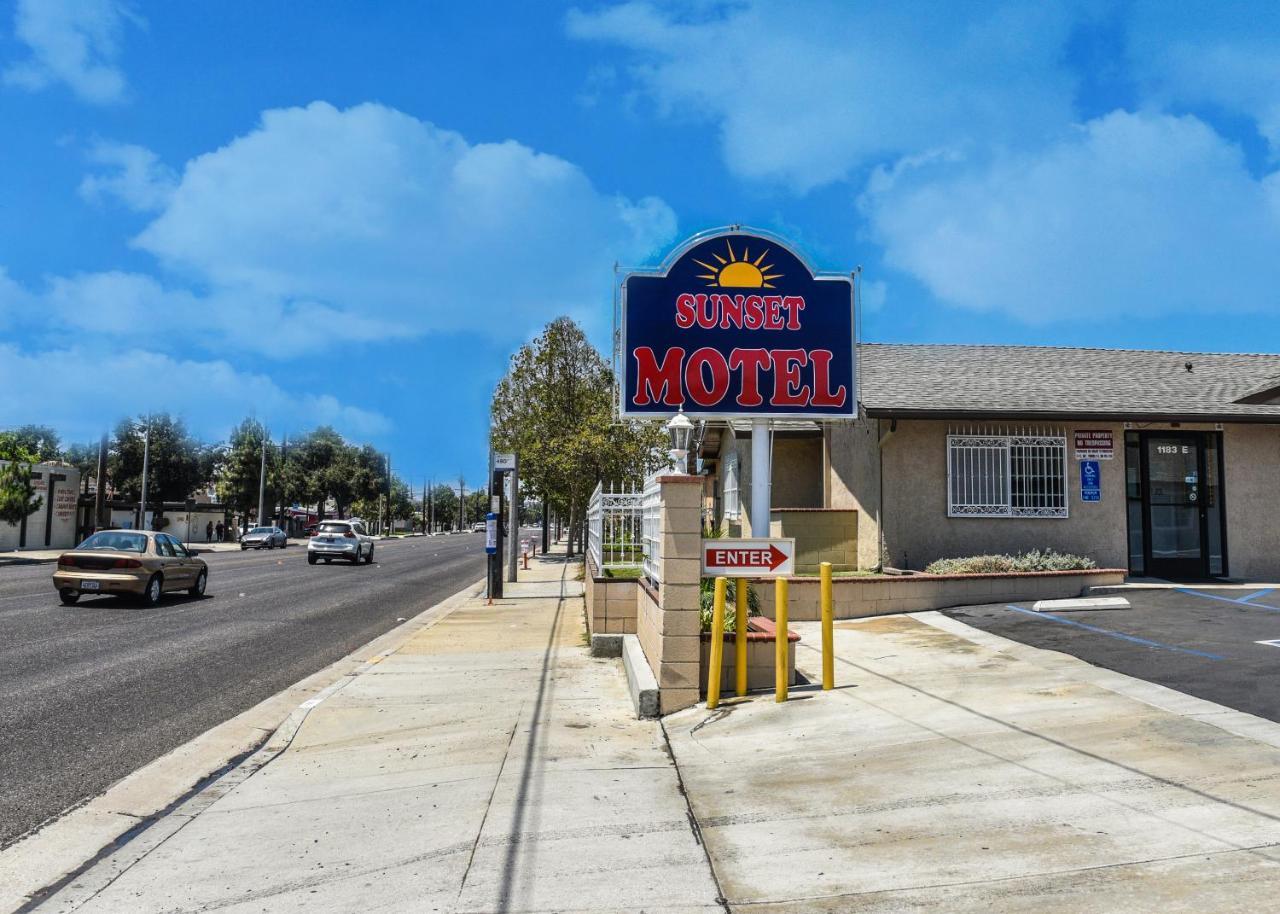 Sunset Motel Pomona Exterior photo
